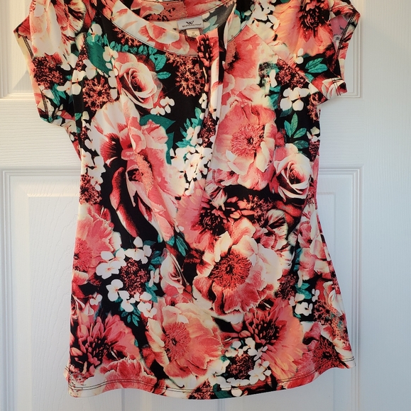 EUC Worthington Floral Blouse - Picture 2 of 8